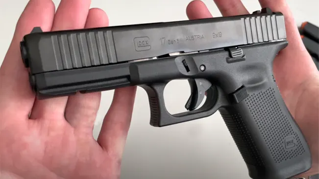 Glock pistol's simplified internal design